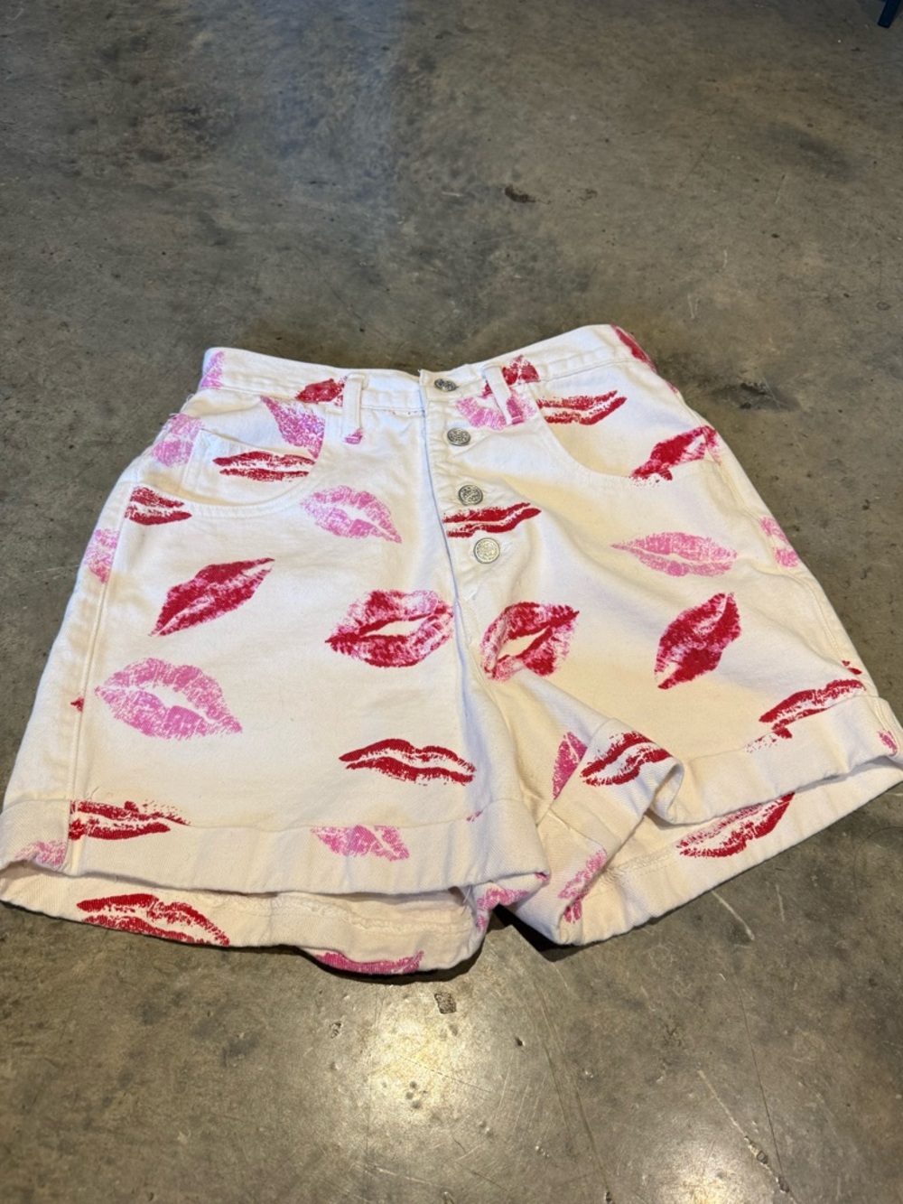 Free People Vintage | Copper Key White Denim Shorts with Pink Red Lip Kiss Print
